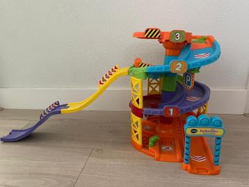 VTech Toet Toet Parkeertoren beschikbaar voor biedingen