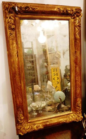 Antieke vergulde spiegel uit Frankrijk ca 1850. beschikbaar voor biedingen