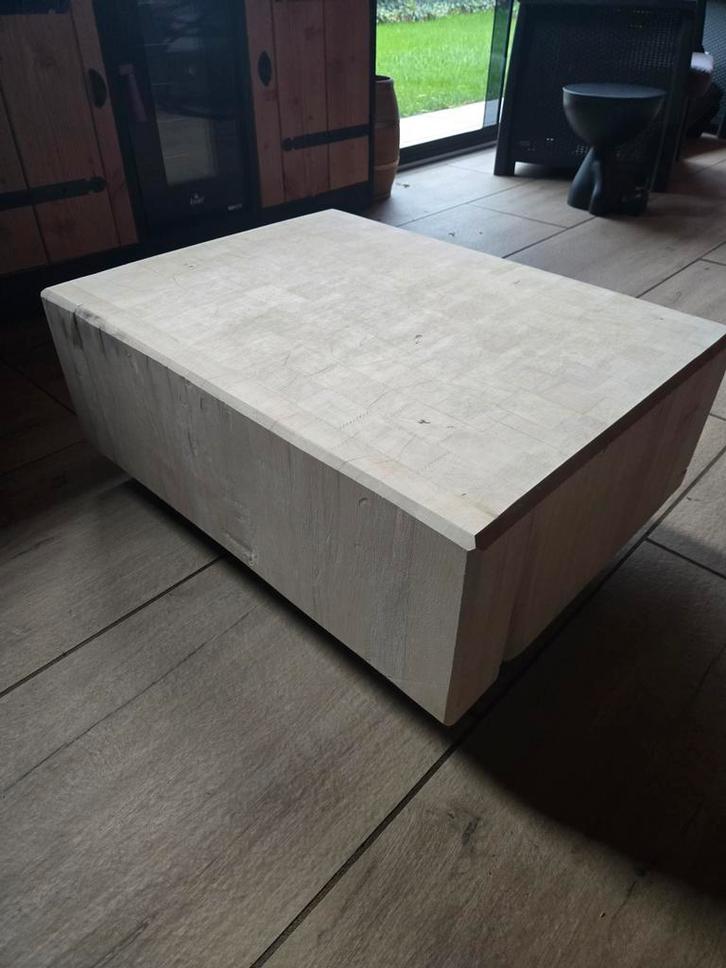 Houten Salontafel - Robuust Design, Huis en Inrichting, Tafels | Salontafels, Gebruikt, Minder dan 50 cm, 50 tot 100 cm, 50 tot 100 cm