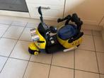 Minion kinderscooter 6V muziek geluid rijden, Ophalen, Minion, Minion, Zo goed als nieuw