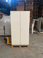2 x Kledingkast Bene, wit, H 190 x B 100 x D 60 cm.