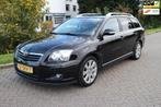 Toyota Avensis Wagon 2.0 VVTi Luna Business, Auto's, Toyota, 1998 cc, Stof, 1370 kg, 4 cilinders