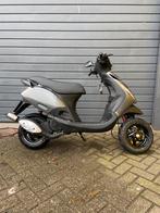 Piaggio Zip Sp h2o origineel 2005 (motor keuring mogelijk), Ophalen, Tweetakt, Maximaal 45 km/u, Zip