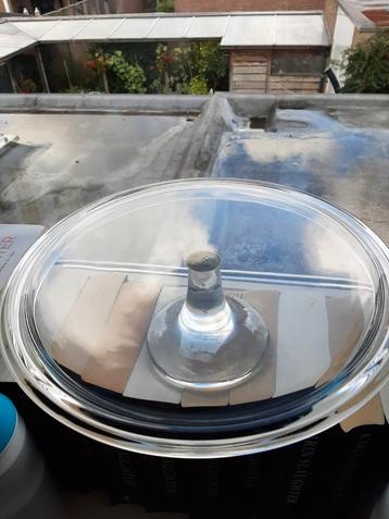 Glazen Presentatieschaal op Voet beschikbaar voor biedingen