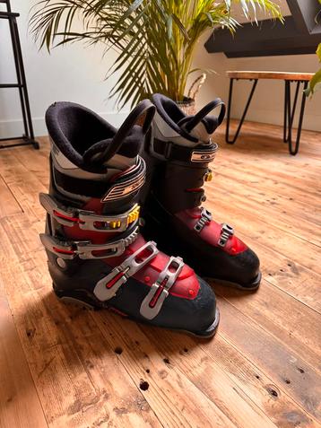 Salomon ski schoen maat 28 (eur 43) - zwart met rood  beschikbaar voor biedingen