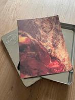 Henk Schiffmacher- 135KG getatoeëerd vlees, Ophalen of Verzenden, Zo goed als nieuw, Schilder- en Tekenkunst