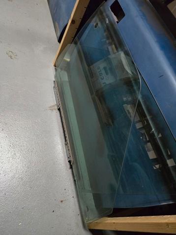 Zijruiten voordeuren volvo 740 940 beschikbaar voor biedingen