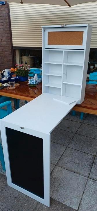 Hangend bureau Wandbureau Muur bureau beschikbaar voor biedingen