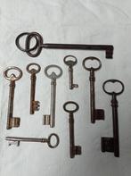 9 oude franse sleutels, Antiek en Kunst, Antiek | Gereedschap en Instrumenten, Ophalen of Verzenden