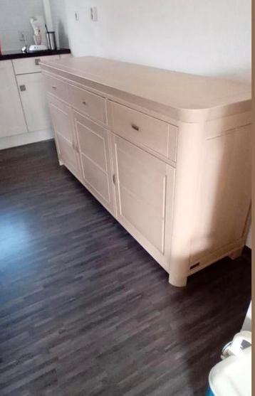 Mooi dressoir