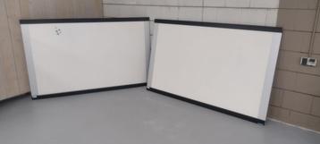 Projectiescherm/presentatie(white)bord beschikbaar voor biedingen