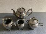 4 dlg antieke koffieset met mankementjes leuk als  decoratie, Ophalen of Verzenden