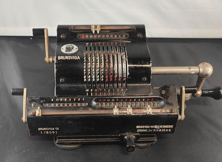 Vintage Brunsviga 13 Rekenmachine, Antiek en Kunst, Antiek | Kantoor en Zakelijk, Ophalen of Verzenden