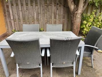 Tuintafel graniet 90 x 160 beschikbaar voor biedingen