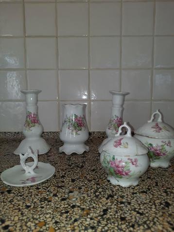 Vintage Kaptafel Set - Porselein met Bloemen beschikbaar voor biedingen