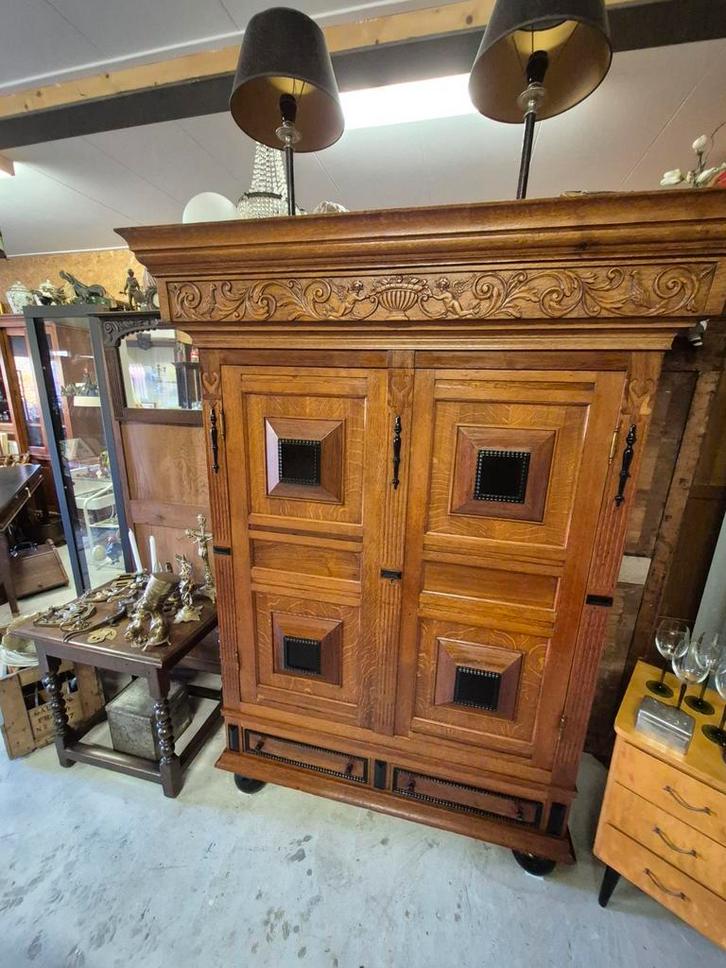 Eikenhouten dekenkast, Antiek en Kunst, Antiek | Meubels | Kasten, Ophalen