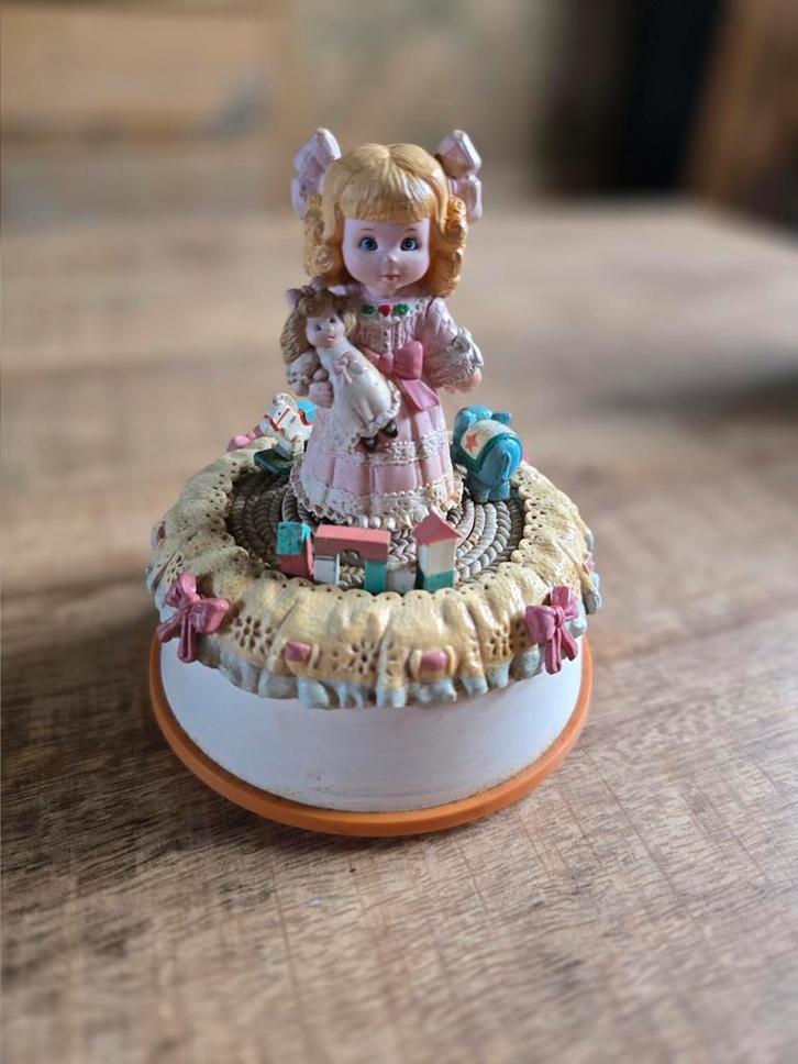 Vintage Enesco speeldoosje / muziekdoosje My favorite things, Antiek en Kunst, Antiek | Speelgoed, Ophalen of Verzenden