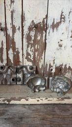 2 oude marsepein vormen hondjes, Ophalen of Verzenden