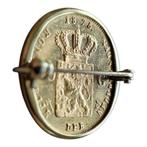 Nederland gouden tientje 1875 Willem 3 in gouden rand/broche, Ophalen of Verzenden, Goud