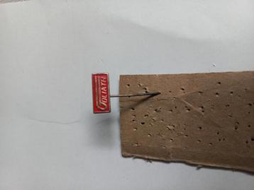 Metalen speldje van "Goliath" auto's beschikbaar voor biedingen