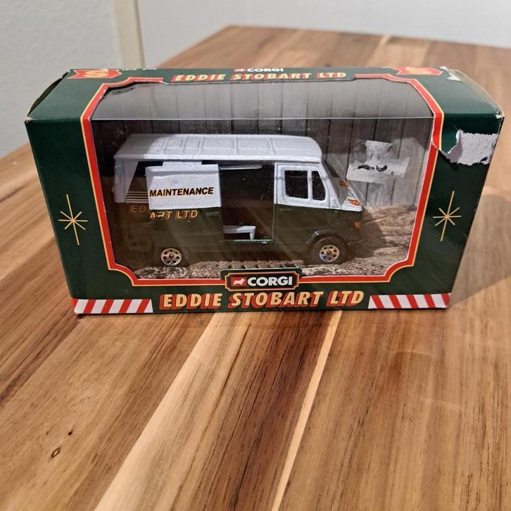 EDDIE STOBART LTD MERCEDES BENZ 207, FORD CARGO 6 X 2 & DAF., Hobby en Vrije tijd, Modelauto's | 1:50, Nieuw, Bus of Vrachtwagen