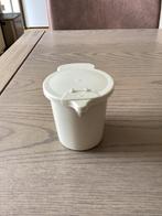 Vintage Tupperware schenk kannetje 250 ml, Huis en Inrichting, Keuken | Tupperware, Ophalen of Verzenden, Gebruikt, Crème, Beker of Kan