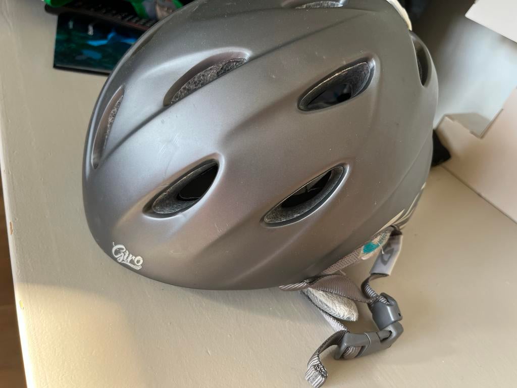 Giro Skihelm Maat M, Ophalen of Verzenden, Gebruikt