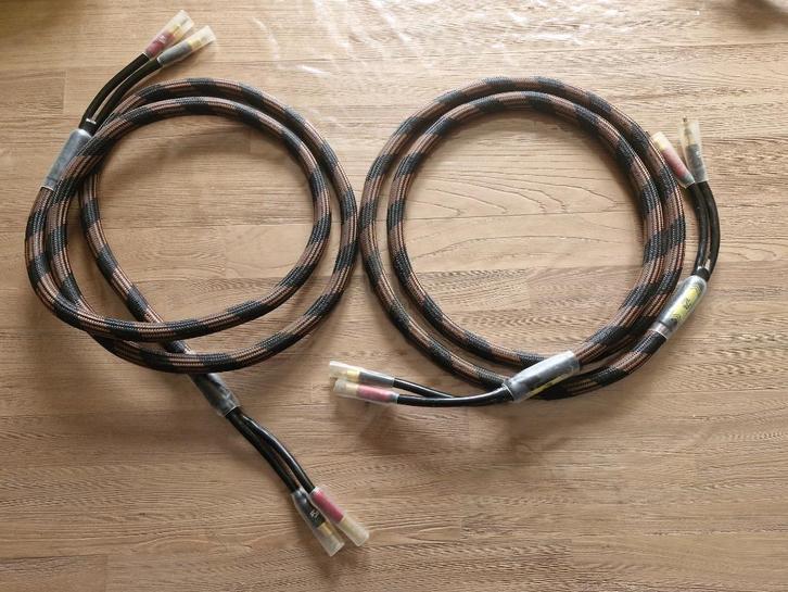 High end audio kabels ( highend ) 2,5m, Audio, Tv en Foto, Audiokabels en Televisiekabels, Zo goed als nieuw, Luidsprekerkabel
