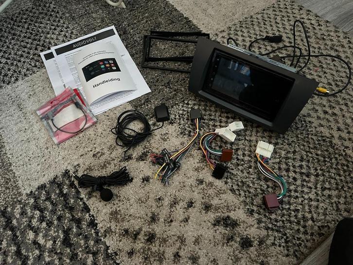 Audiovolt XPA-675BT - wireless apple Carplay & Android auto, Auto diversen, Autoradio's, Zo goed als nieuw, Ophalen