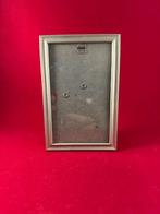 Vintage fotolijstje zilverkleurig met strakke parelrand, Antiek en Kunst, Ophalen of Verzenden