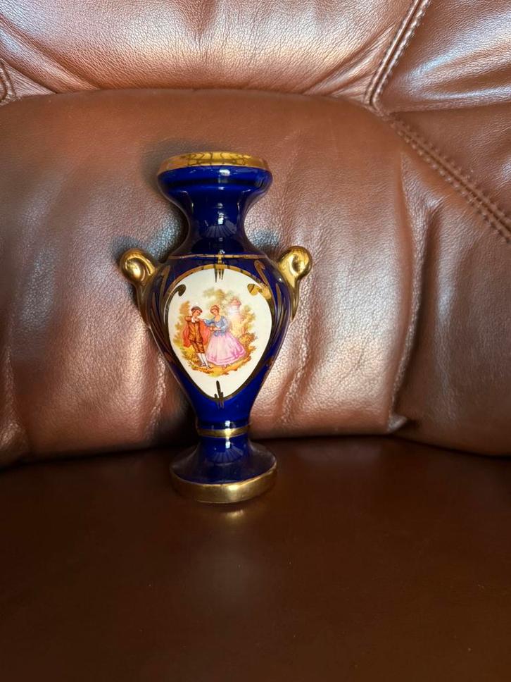 Limoges vaasje kobalt en verguld, Antiek en Kunst, Antiek | Vazen, Ophalen of Verzenden