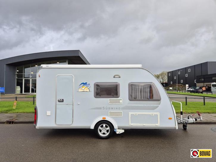 Knaus Sudwind Special 420 QD Voortent, Cassetteluifel!, Caravans en Kamperen, Caravans, Bedrijf, Treinzit, Knaus, Dwarsbed, Overige typen