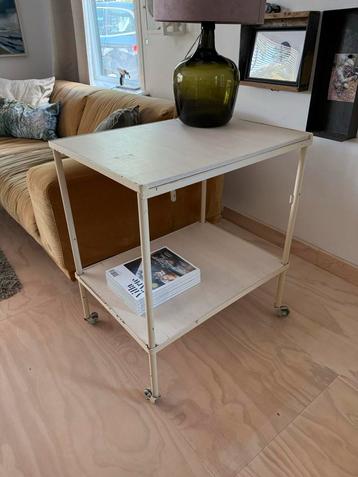 Vintage Ziekenhuis Trolley Bijzettafel beschikbaar voor biedingen