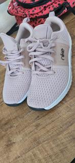 Nike Sneakers Roze - Zo Goed Als Nieuw - Valt Klein, Nike, Ophalen of Verzenden, Roze, Sneakers of Gympen