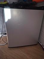 Compacte zilveren mini koelkast, Ophalen, Minder dan 85 cm, Minder dan 75 liter, Zonder vriesvak