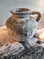 Decoratieve kruik met touw handvat, Ophalen, Steen, Gebruikt, Overige kleuren