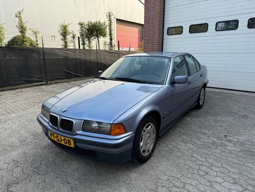Bmw 3-SERIE E36 318iS sedan clima cruise NAP GEEN APK, Auto's, BMW, Bedrijf, 3-Serie, ABS, Airbags, Airconditioning, Centrale vergrendeling