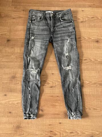 Spijkerbroek maat S Zara (ophalen/verzenden) beschikbaar voor biedingen