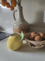 Citroen vaasje  lemon zomers 13 cm hoog, Ophalen of Verzenden, Zo goed als nieuw, Aardewerk of Porselein, Minder dan 50 cm