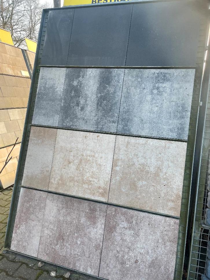 Opruiming restanten bestrating., Tuin en Terras, Tegels en Klinkers, Nieuw, Terrastegels, Beton, 5 tot 10 m², Ophalen