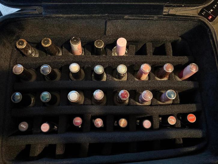 Pink Gellac Set (23 kleuren) inclusief opbergdoos, Sieraden, Tassen en Uiterlijk, Uiterlijk | Cosmetica en Make-up, Zo goed als nieuw