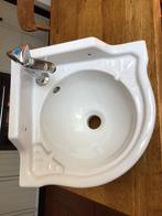 Hoekwasbakje voor in wc, Ophalen, Zo goed als nieuw