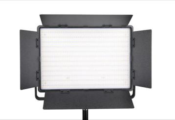 Ledgo grote studiolamp 1200CSII Bi-color /w WiFi beschikbaar voor biedingen