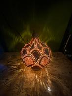 Handgemaakte Kalebaslamp met Zilveren Voet, Huis en Inrichting, Lampen | Tafellampen, Ophalen of Verzenden, Zo goed als nieuw