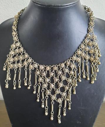 fantasie ketting beschikbaar voor biedingen