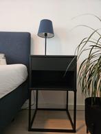 Vikhammer nachtkastjes set van 2 zwart, Huis en Inrichting, Slaapkamer | Nachtkastjes, Ophalen of Verzenden, Gebruikt, Minder dan 45 cm