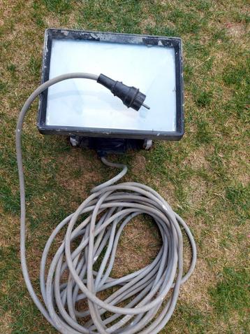 Bouwlamp 1000 watt beschikbaar voor biedingen