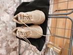 Een paar Steve madden schoenen beige, Ophalen of Verzenden, Zo goed als nieuw