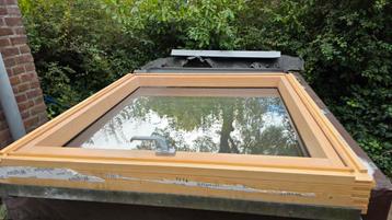 Velux farko dakraam zolderraam 114x118 nagenoeg nieuw beschikbaar voor biedingen
