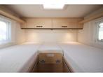 Sunlight V66 compacte camper met enkele bedden en airco, Caravans en Kamperen, Campers, Chemisch toilet, Standaard zit, Bedrijf